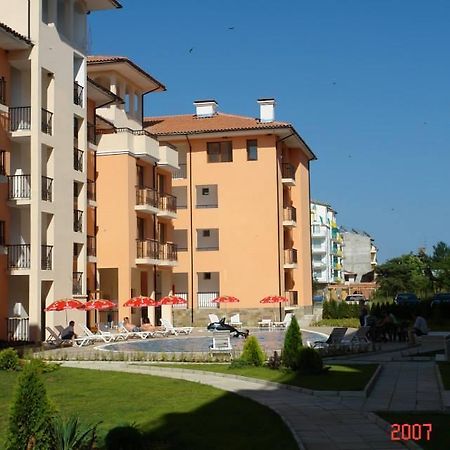 Gardenia Apartments Primorsko Bagian luar foto