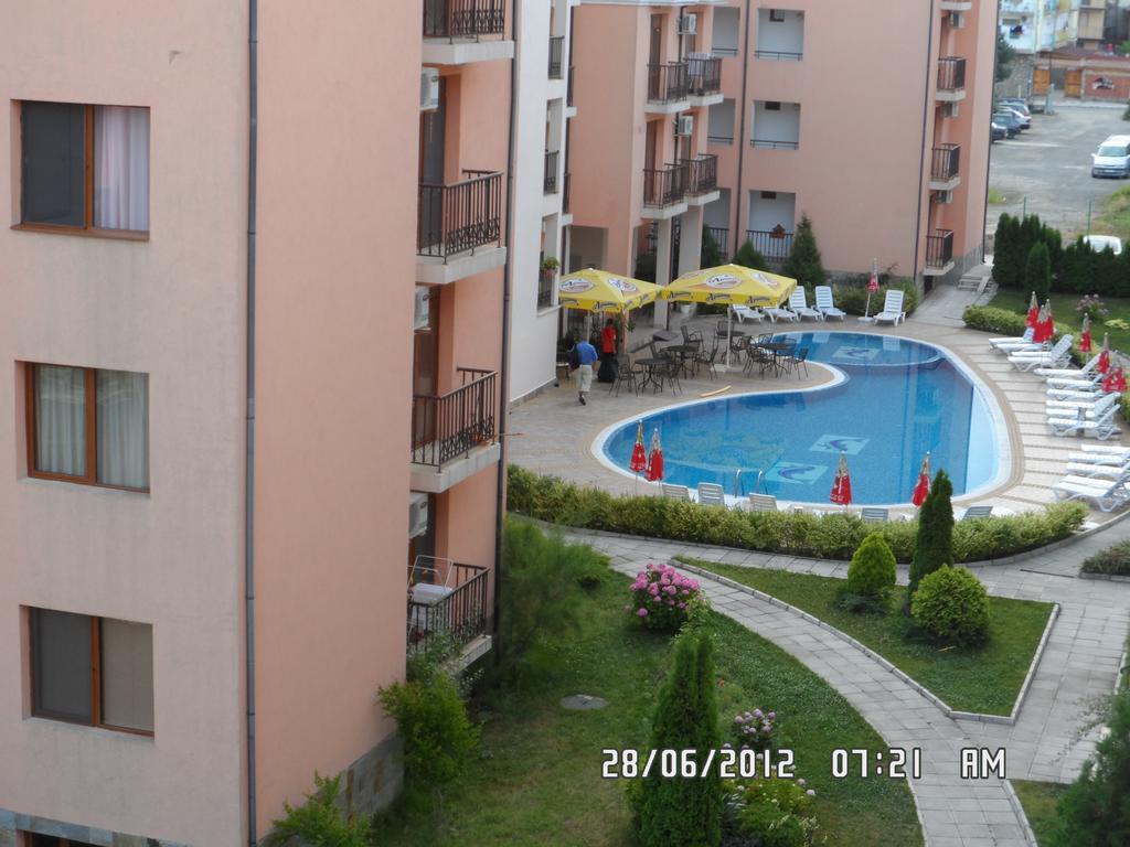 Gardenia Apartments Primorsko Bagian luar foto