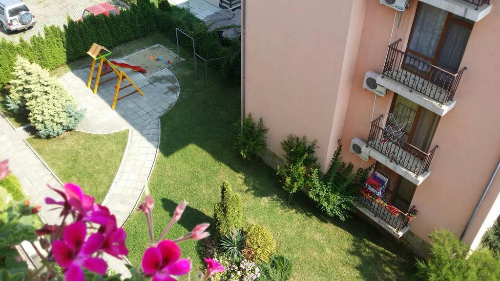 Gardenia Apartments Primorsko Bagian luar foto