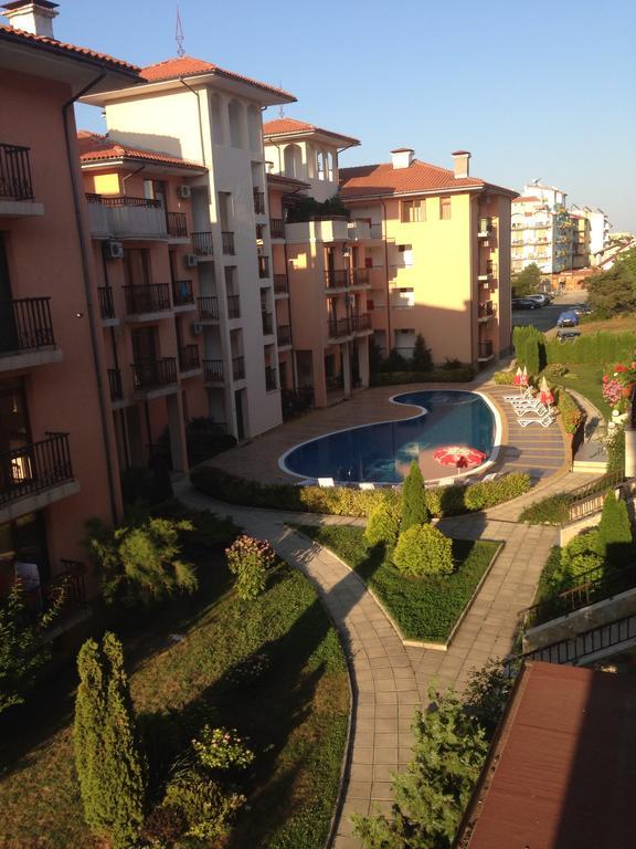 Gardenia Apartments Primorsko Bagian luar foto