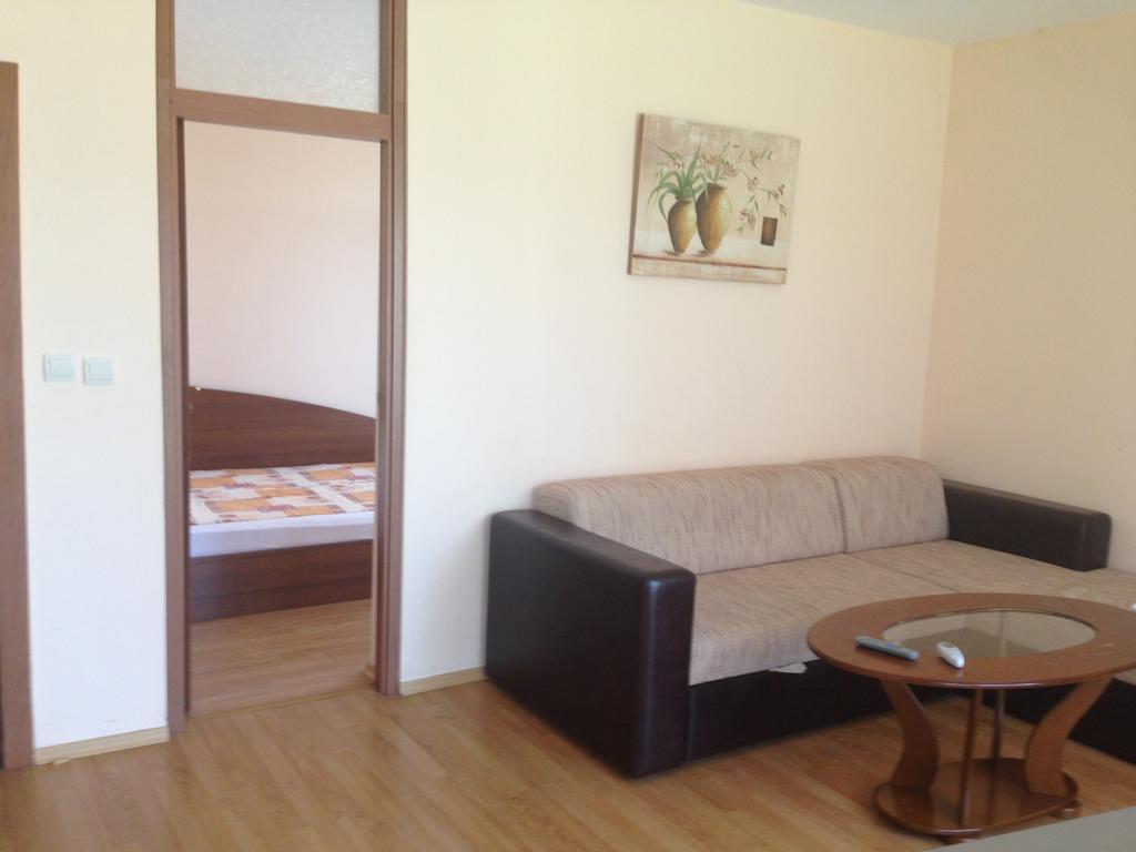 Gardenia Apartments Primorsko Ruang foto